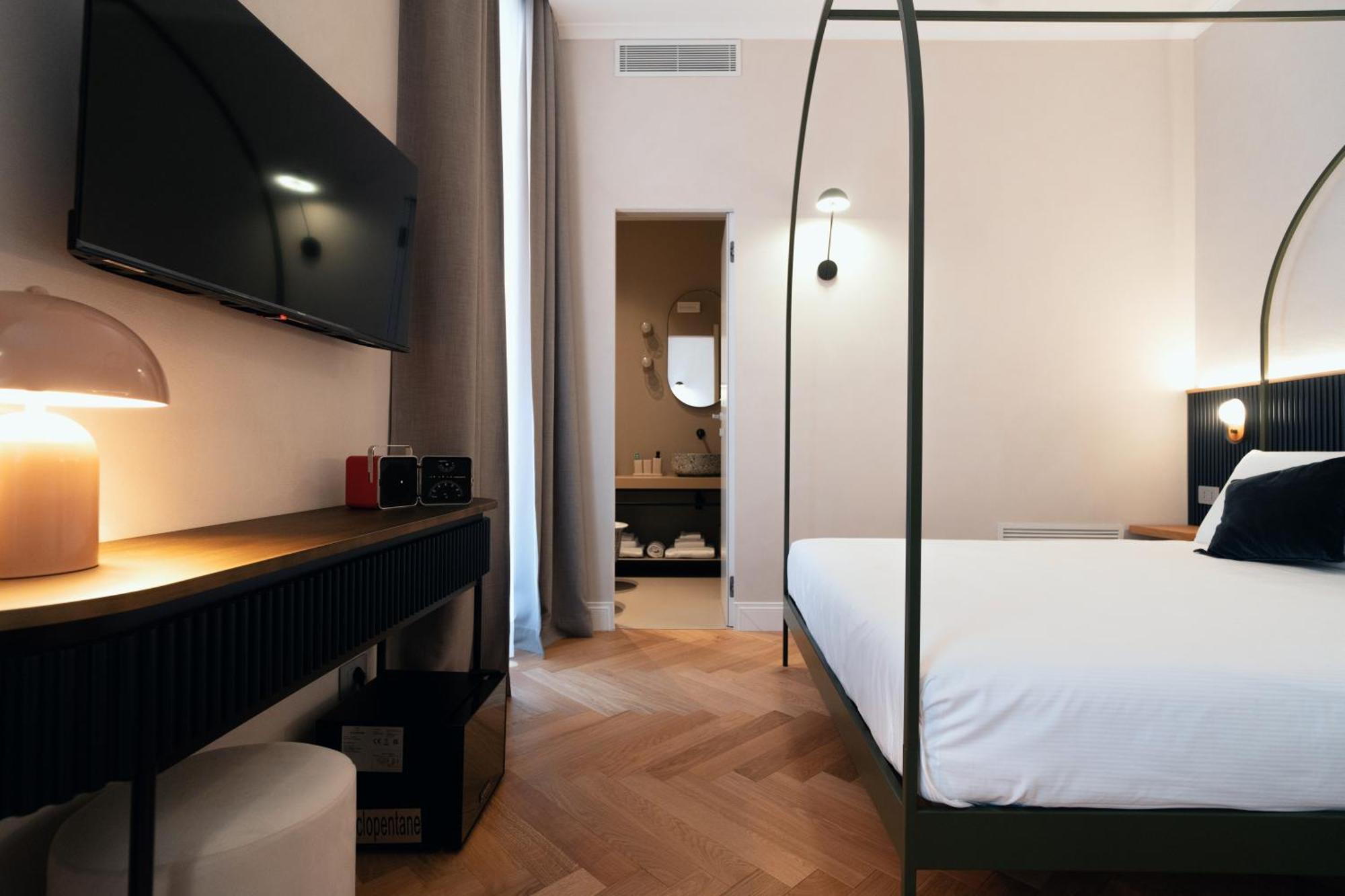 The Flow - Via Del Corso Rome Exterior photo